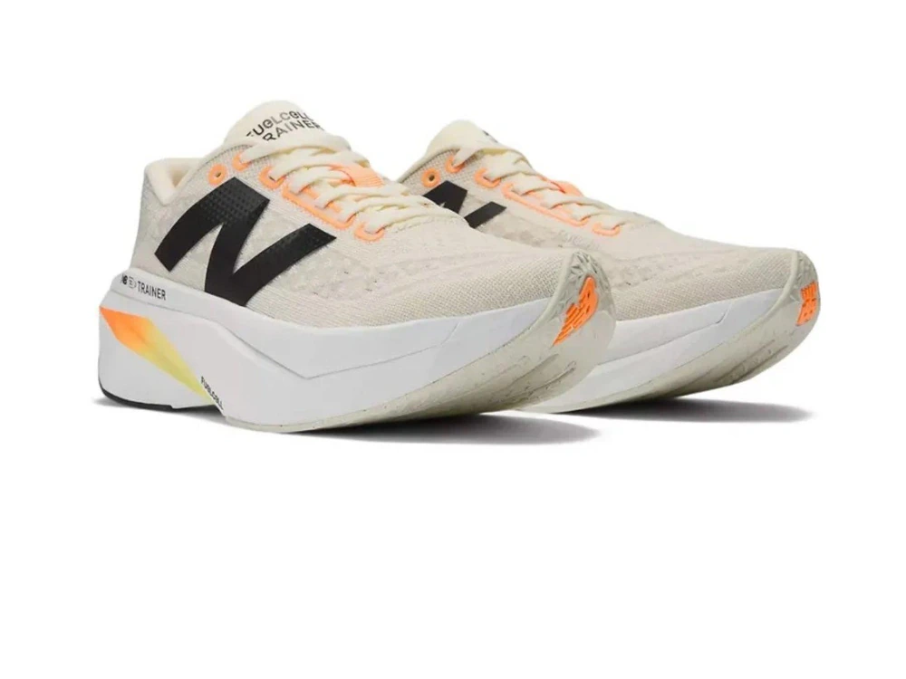 New Balance FuelCell SuperComp Trainer v3
