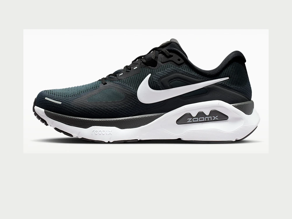 Nike Structure Plus
